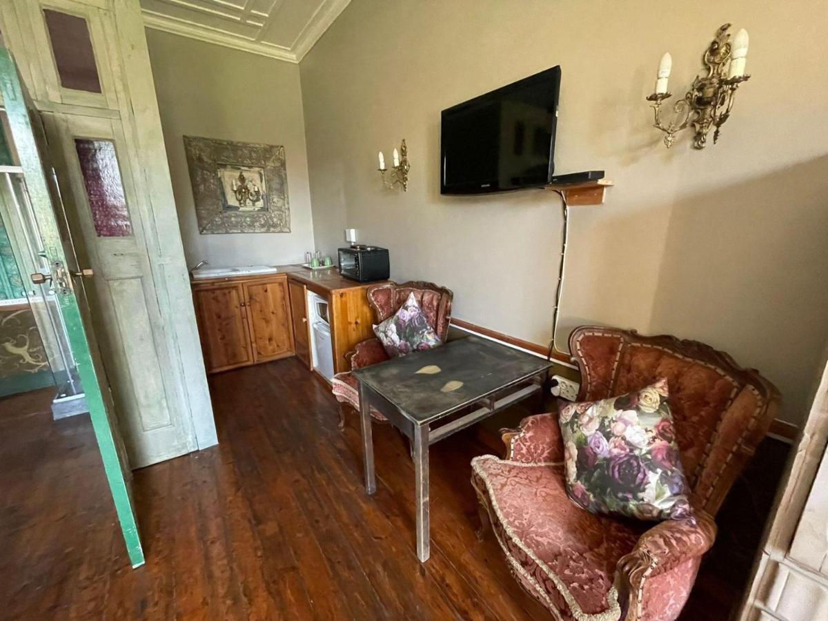 The Green Acorn Guest House Ficksburg Ngoại thất bức ảnh